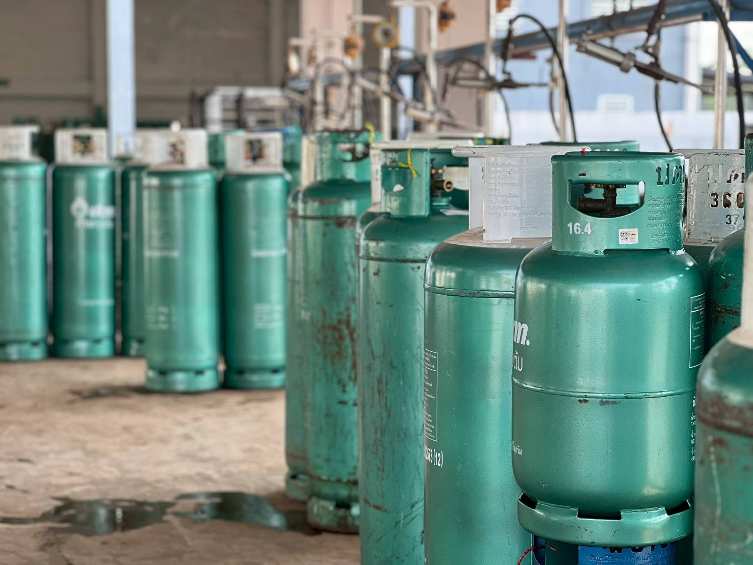 พาณิชย์สุรินทร์ ตรวจติดตามการจำหน่ายแก๊สหุงต้มและสินค้าอุปโภค-บริโภค ในเขตอำเภอเมืองสุรินทร์ พบ ราคาจำหน่ายแก๊สหุงต้มยังทรงตัว